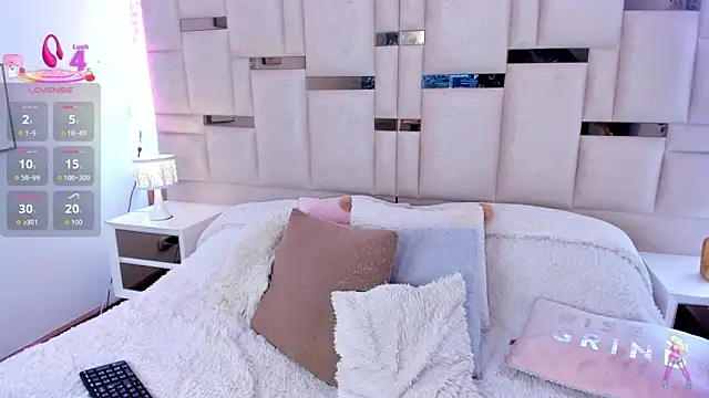 Maya-jhons's cam snapshot