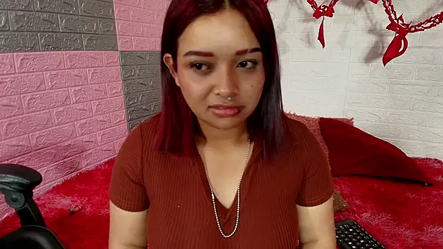 Sienna_Lux01's cam snapshot