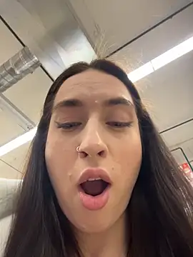 Holly_Play live sex cam