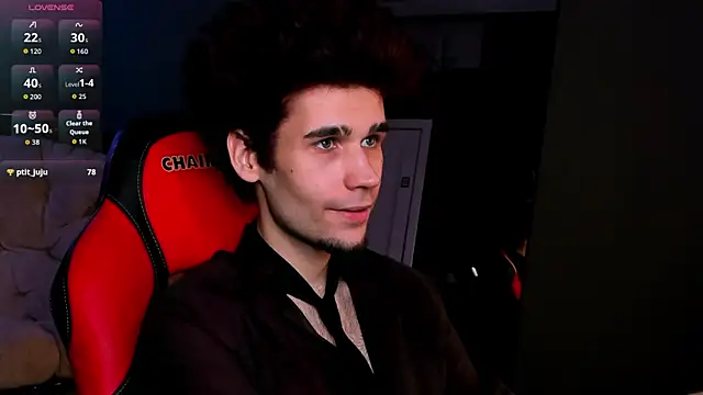 trevor_dreams live sex cam