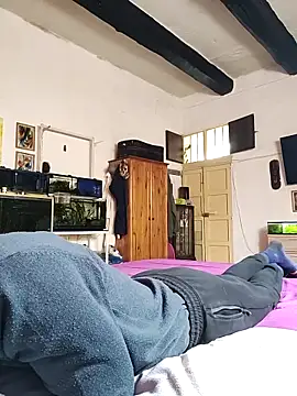 KeptupInosine live sex cam