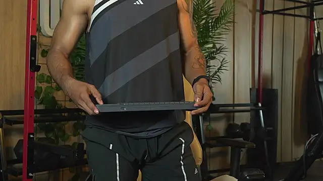 Reik_Vonn live sex cam