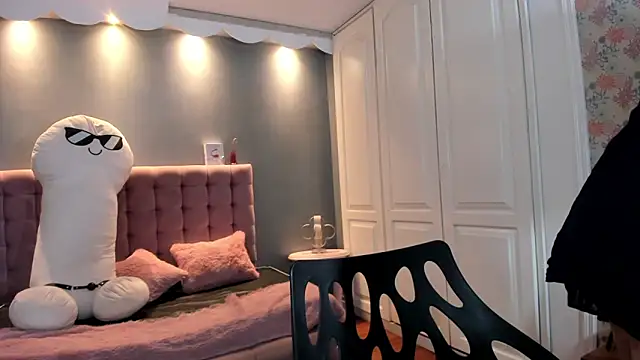 AliceLeet's cam snapshot