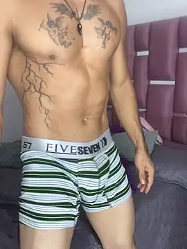 MaxyRyan's cam snapshot