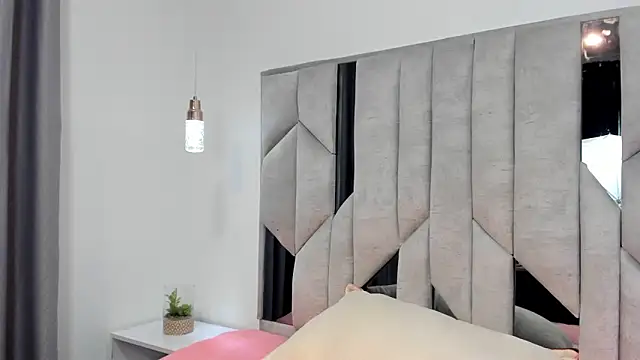 Mia_Velveet's cam snapshot