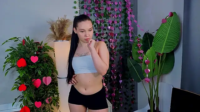 RoxannRunk's cam snapshot