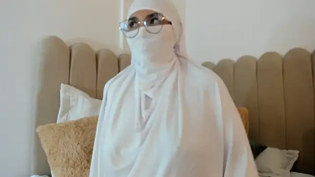 _amisha's cam snapshot