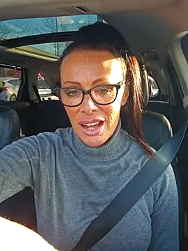 Misses-Cougar's cam snapshot