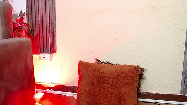 sluttyysucker live sex cam