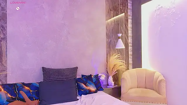 Hannah-Prada's cam snapshot