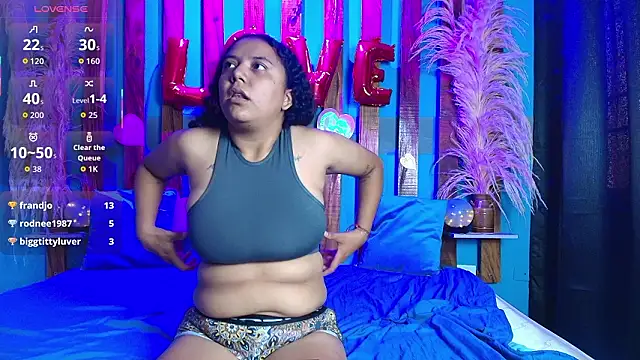 DinokoAndKimcyci's cam snapshot