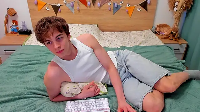 Fandi_777 live sex cam