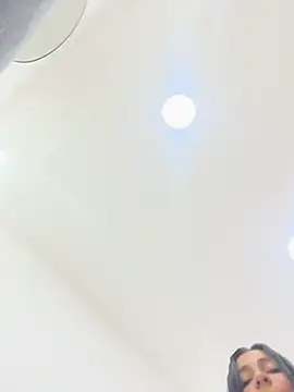 Meganmilk1 live sex cam