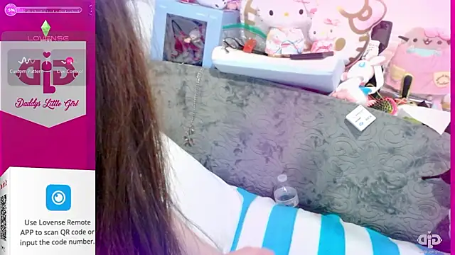 DaddysLittleGirl01 live sex cam