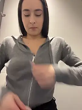 Holly_Play live sex cam