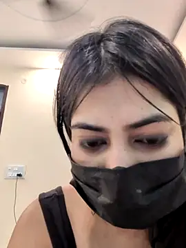 Confident_chic live sex cam