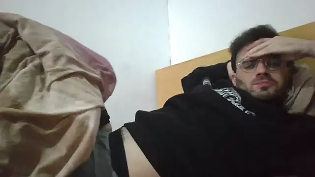 Men_use_me_for_pleasure's cam snapshot