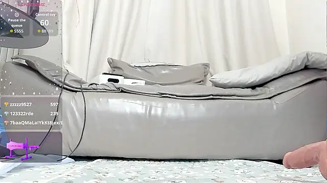 fox-yiyi live sex cam