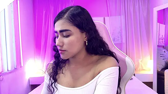 Mia_bm_'s cam snapshot