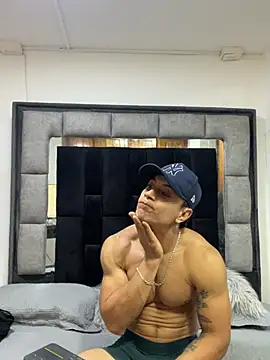 MR_MUSCLE live sex cam