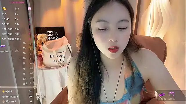 Lydia-668's cam snapshot