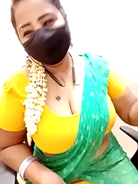 tamil_Vennila's cam snapshot