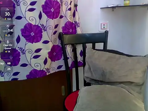 Teekhi_mirchii's cam snapshot