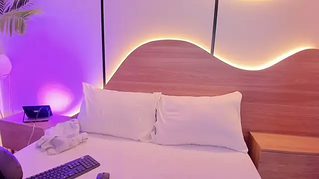 cataleya_castle's cam snapshot