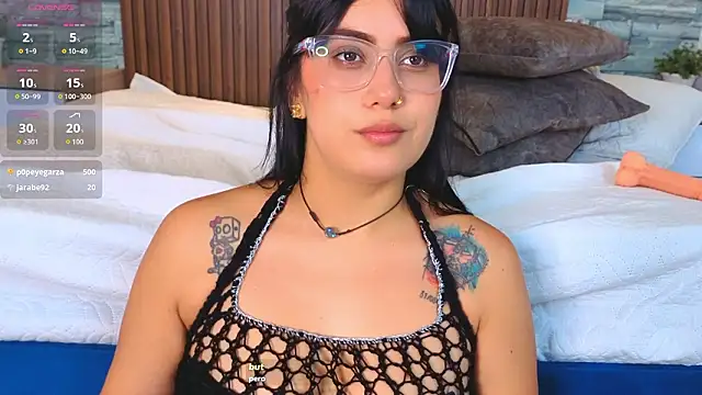 vicky_grey's cam snapshot