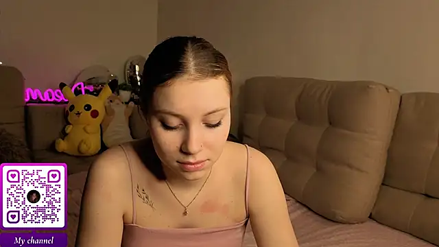 JadwigaTagliavia's cam snapshot