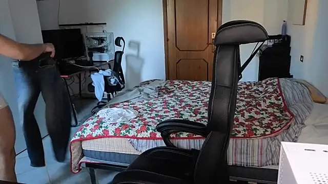 Al3xox02 live sex cam