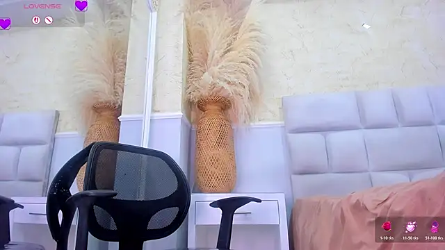 ScarletEvanss_'s cam snapshot