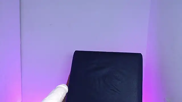 kari-10's cam snapshot