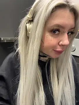 Chiibi's cam snapshot