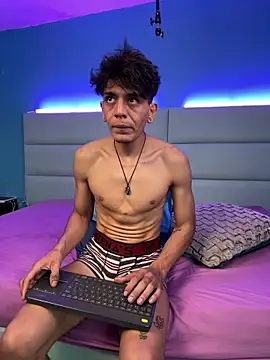 abrilandjulian's cam snapshot