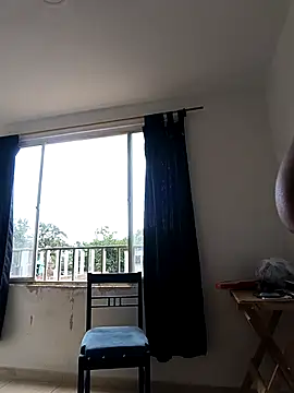 sexy-latin10 live sex cam