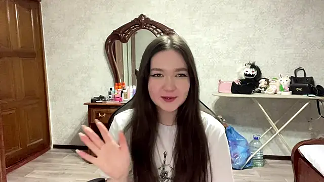 CrunchBerries's cam snapshot