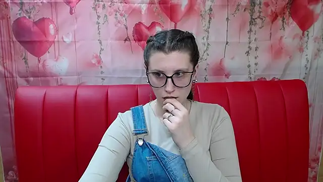 LilianaShine live sex cam