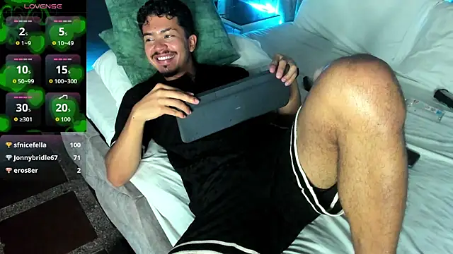 NicolaiKarav live sex cam