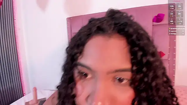 elena_wolff live sex cam