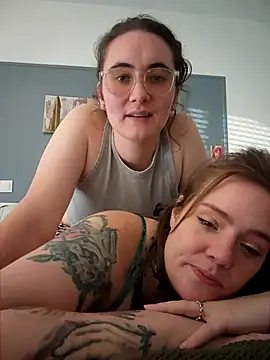 AndHerXO's cam snapshot