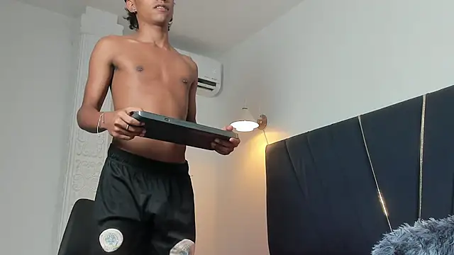 ryder_cum23 live sex cam