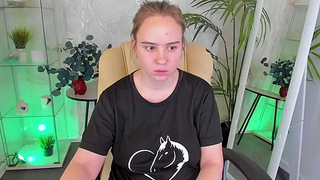 Lika_0ne's cam snapshot