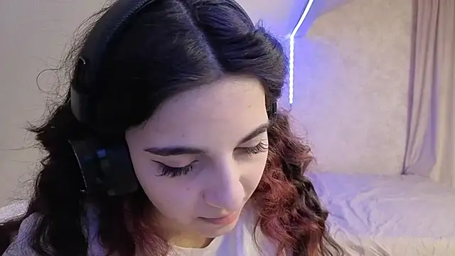 Blissmissataeses's cam snapshot