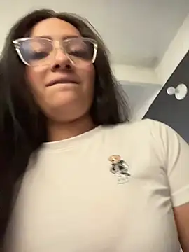 Alyha_Cortes live sex cam