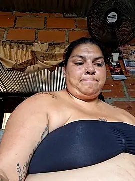 Juli_Powl live sex cam