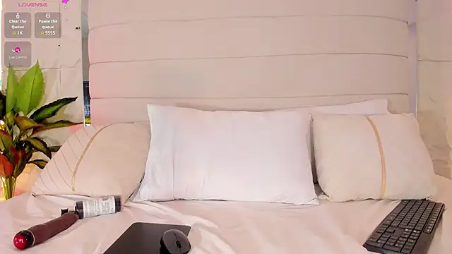 Yalezka_'s cam snapshot