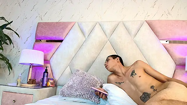 Zoelucas live sex cam