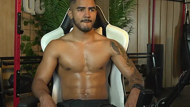 Reik_Vonn live sex cam