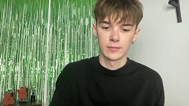 YourMilkyGuy's cam snapshot